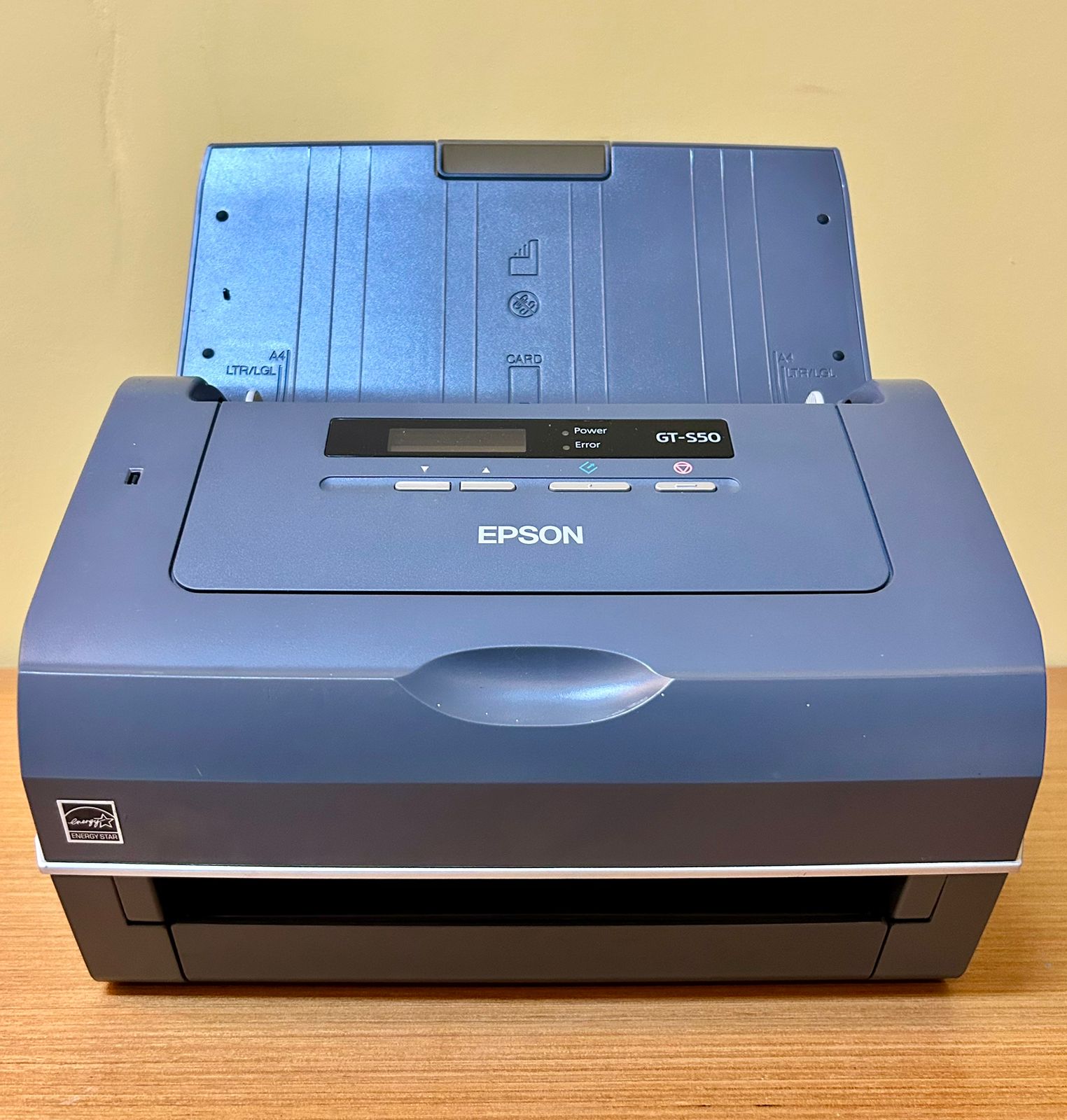 Aparelho scanner na cor preta