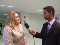 Equipe da Tv Mirante entrevista a vice-presidente e corregedora Ilka Esdra Silva Araújo