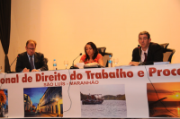 Professor Lorenzo Vadell (E), juíza Socorro Almeida e juiz Nelson Moraes Rêgo