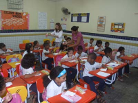 Um total de 388 crianças da Unidade de Educação Básica Maria Rocha recebeu orientações 