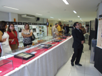 Visitantes apreciam a Mostra Comemorativa dos 70 Anos da CLT