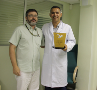 O médico Bartolomeu Feitosa com o dentista Gustavo Weber