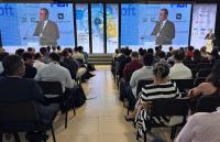 Foto mostra participantes sentados em um auditório para acompanhar o I Congresso de inovação em I.A. no Poder Judiciário.