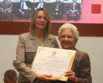 Ministra Kátia Arruda recebe o título de cidadã maranhense da deputada Helena Heluy 