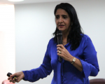 Gisele Neves destaca a importância do saber ouvir nas organizações públicas