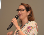 A psicóloga Marina Junqueira Cançado profere Palestra "Estratégias de Defesa contra o Adoecimento no Trabalho"