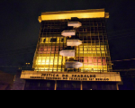 Prédio-sede do TRT tem iluminação especial à noite em adesão ao Maio Amarelo