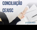 imagem de duas pessoas apertando as mãos em sinal de acordo com texto em azul escrito "conciliação CEJUSC"