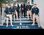 Foto mostra agentes da Polícia Judicial do TRT-MA em posição de guarda na sede do TRE-MA