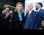 Foto mostra a presidente do TRt-16, desa. Márcia Andrea Farias ao lado do ex-presidente José Sarney. 