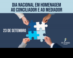 Imagem de fundo azul em dois tons com foto de mãos com peças de quebra-cabeças e texto azul escuro.